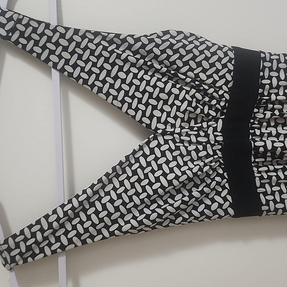 BCX Women's dress. Box 4 - Picture 2 of 4